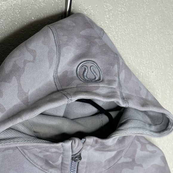 Lululemon Mens Hoodie Medium - Picture 3 of 6